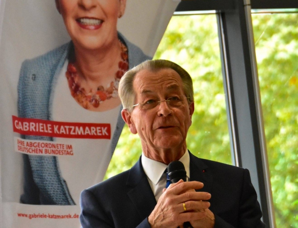 „Demokratie braucht Beteiligung“ Franz Müntefering auf meine Einladung in Baden-Baden